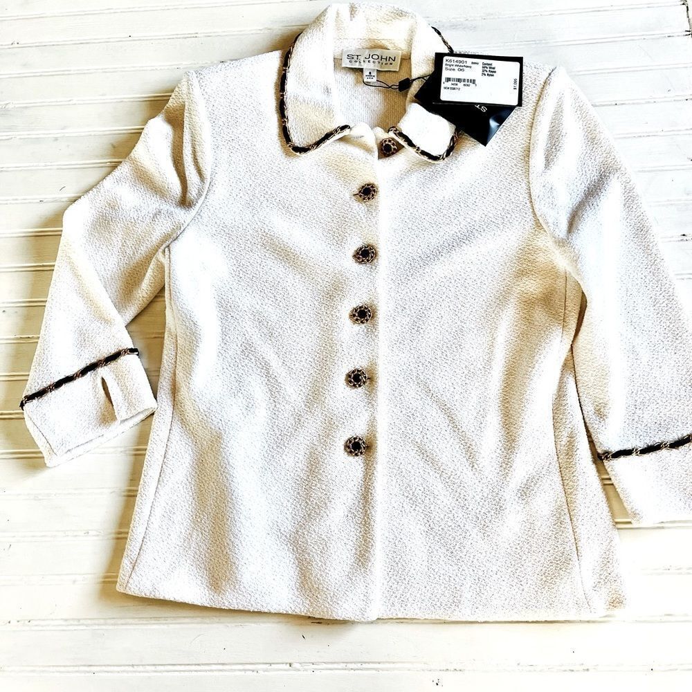 St. John Collection White with Navy and Gold Trim NWTS